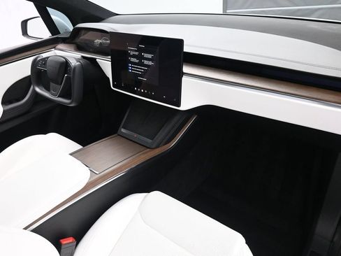 Used 2022 Tesla Model X AWD/4WD image 20