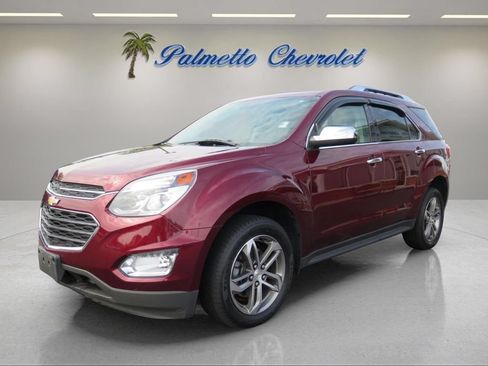 Used 2017 Chevrolet Equinox Premier w/ Enhanced Convenience Package AWD/4WD image 7