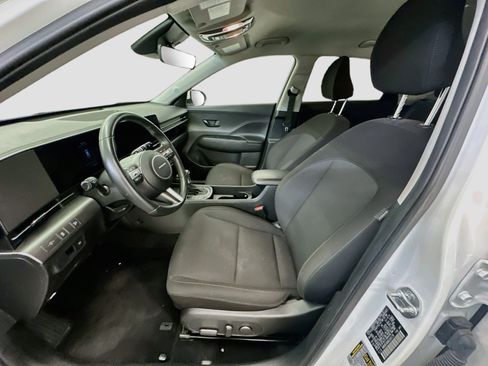 Used 2025 Hyundai Kona SEL AWD/4WD image 13