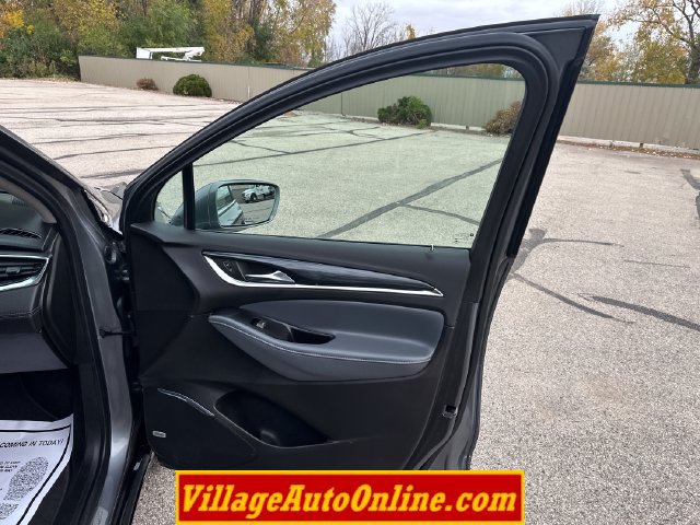 Used 2019 Buick Enclave Premium w/ Trailering Package, 5000 lbs. AWD/4WD image 43