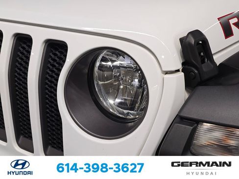 Used 2022 Jeep Wrangler Unlimited Rubicon w/ Cold Weather Group AWD/4WD image 15