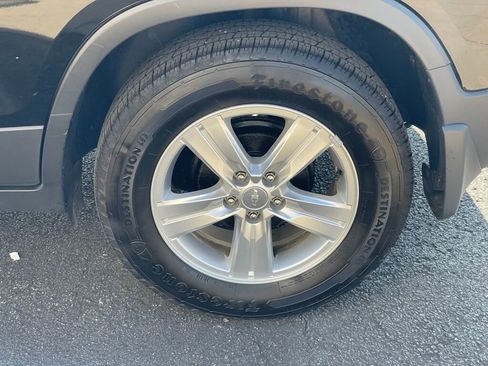 Used 2019 Chevrolet Trax LT w/ LT Convenience Package FWD image 25