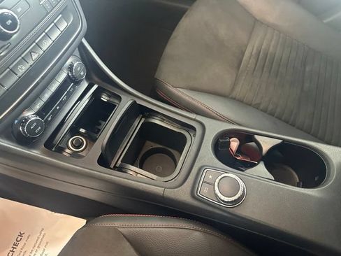 Used 2015 Mercedes-Benz CLA 250 image 15