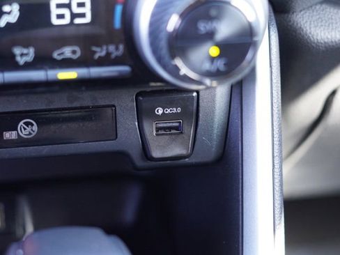 Certified 2023 Toyota RAV4 SE AWD/4WD image 33
