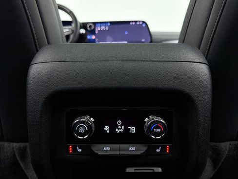 Used 2024 Chevrolet Traverse RS w/ LPO, Floor Liner Package image 20