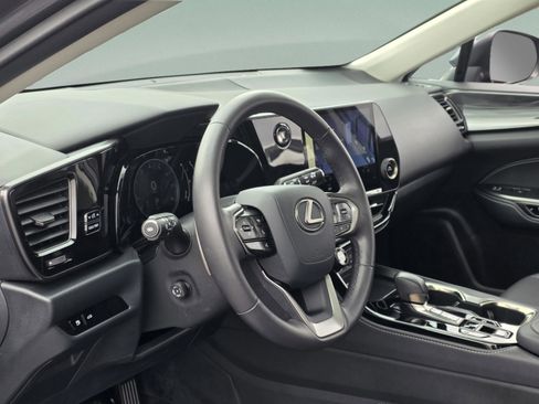 Certified 2025 Lexus NX 250 FWD w/ Towing Package (2000 Lbs) image 13