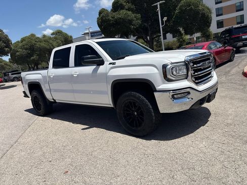 Used 2018 GMC Sierra 1500 SLT w/ Texas SLT Premium Package AWD/4WD image 7