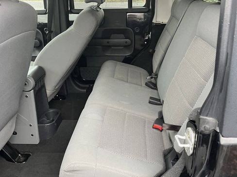 Used 2008 Jeep Wrangler Unlimited Sahara w/ Dual Top Group image 12