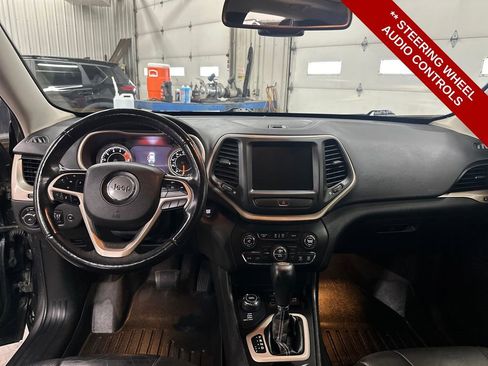 Used 2018 Jeep Cherokee High Altitude w/ Luxury Group image 15