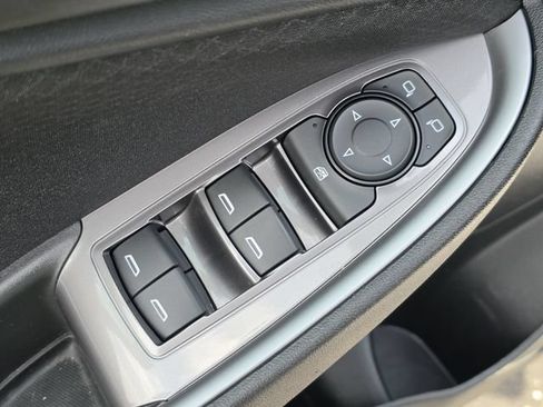 Used 2024 Chevrolet Malibu RS FWD image 28