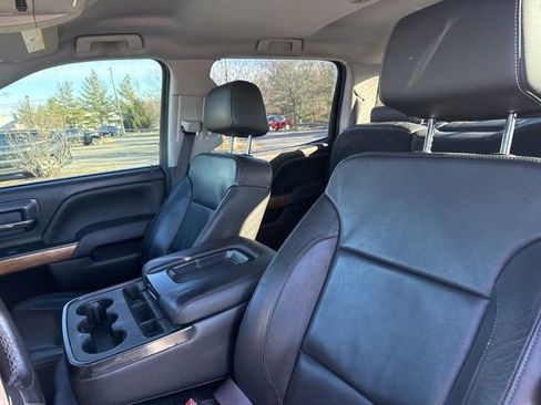 Used 2018 Chevrolet Silverado 1500 LTZ image 28