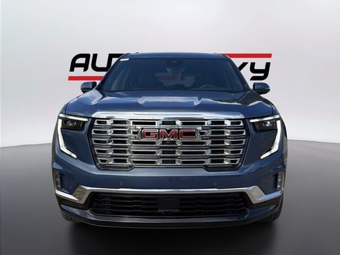 Used 2025 GMC Acadia Denali w/ Super Cruise Package FWD image 2
