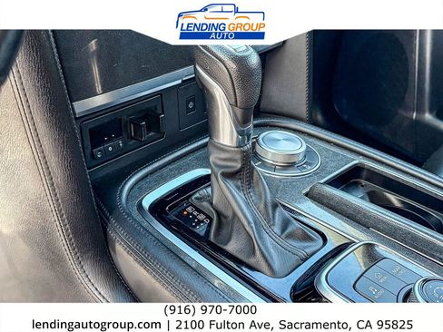 Used 2024 Nissan Armada SV AWD/4WD image 18