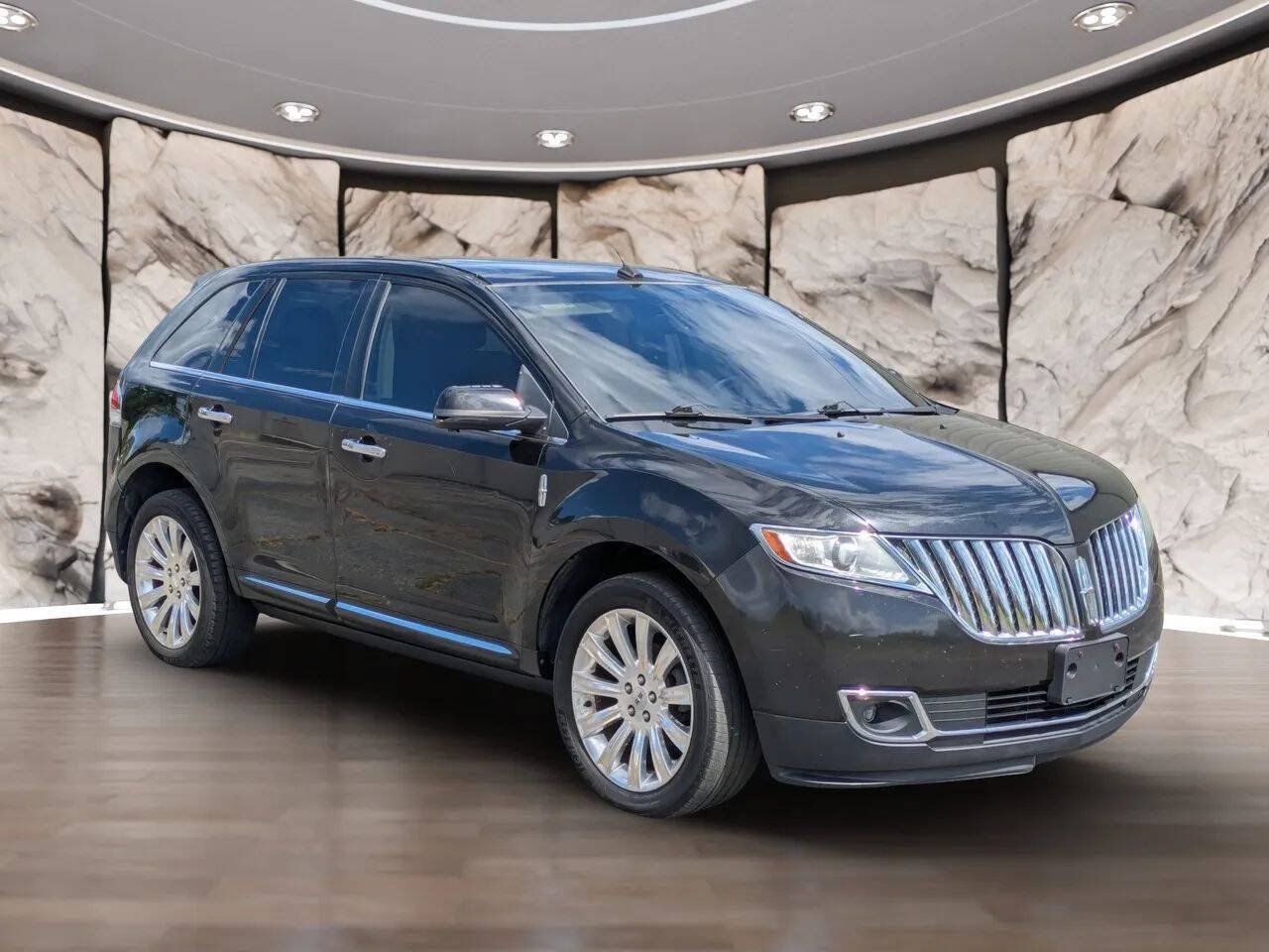 Used 2012 Lincoln MKX AWD image 13