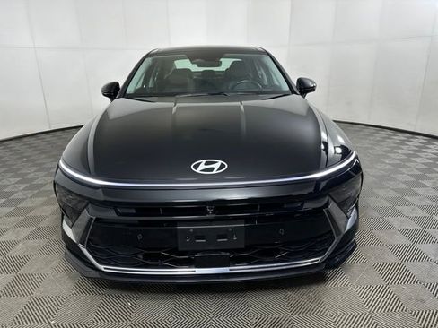 Used 2025 Hyundai Sonata Limited image 8