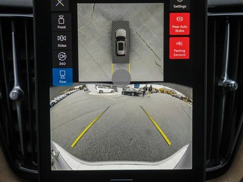 New 2026 Volvo XC60 B5 Plus w/ Protection Package Premier image 40