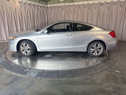 Used 2011 Honda Accord EX-L image 8