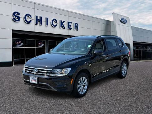 Used 2020 Volkswagen Tiguan S FWD image 4
