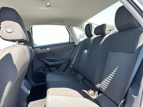 Used 2024 Volkswagen Jetta S image 27