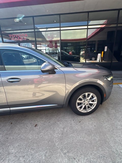 Used 2021 Buick Envision Preferred FWD image 2