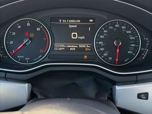 Used 2017 Audi A4 2.0T Premium Plus w/ Premium Plus Package image 9