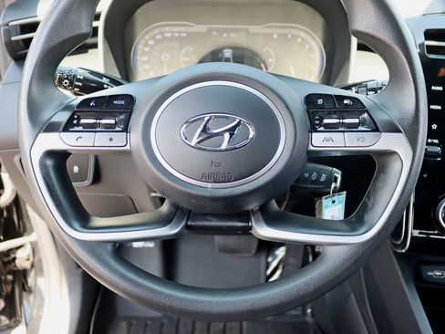 Used 2024 Hyundai Santa Cruz SE AWD/4WD image 18