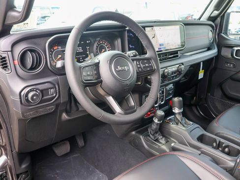 New 2026 Jeep Wrangler Unlimited Rubicon AWD/4WD image 3