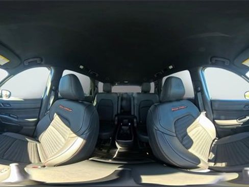 New 2025 Nissan Pathfinder Rock Creek image 13