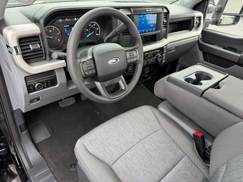 New 2026 Ford F350 4x4 Regular Cab DRW Super Duty image 14