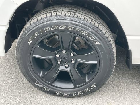 Used 2022 RAM 1500 Big Horn AWD/4WD image 26