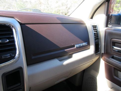 Used 2017 RAM 2500 Laramie w/ Convenience Group image 82