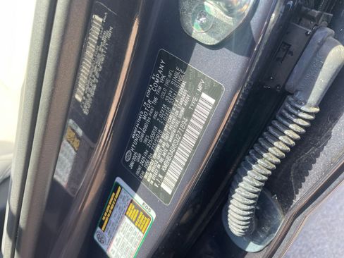 Used 2025 Hyundai Kona SEL image 29