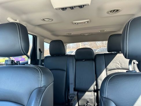 Used 2015 Dodge Journey Crossroad w/ Flexible Seating Group image 29