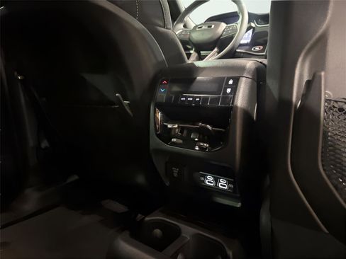 New 2025 Jeep Grand Cherokee L Laredo w/ Luxury Tech Group I image 21