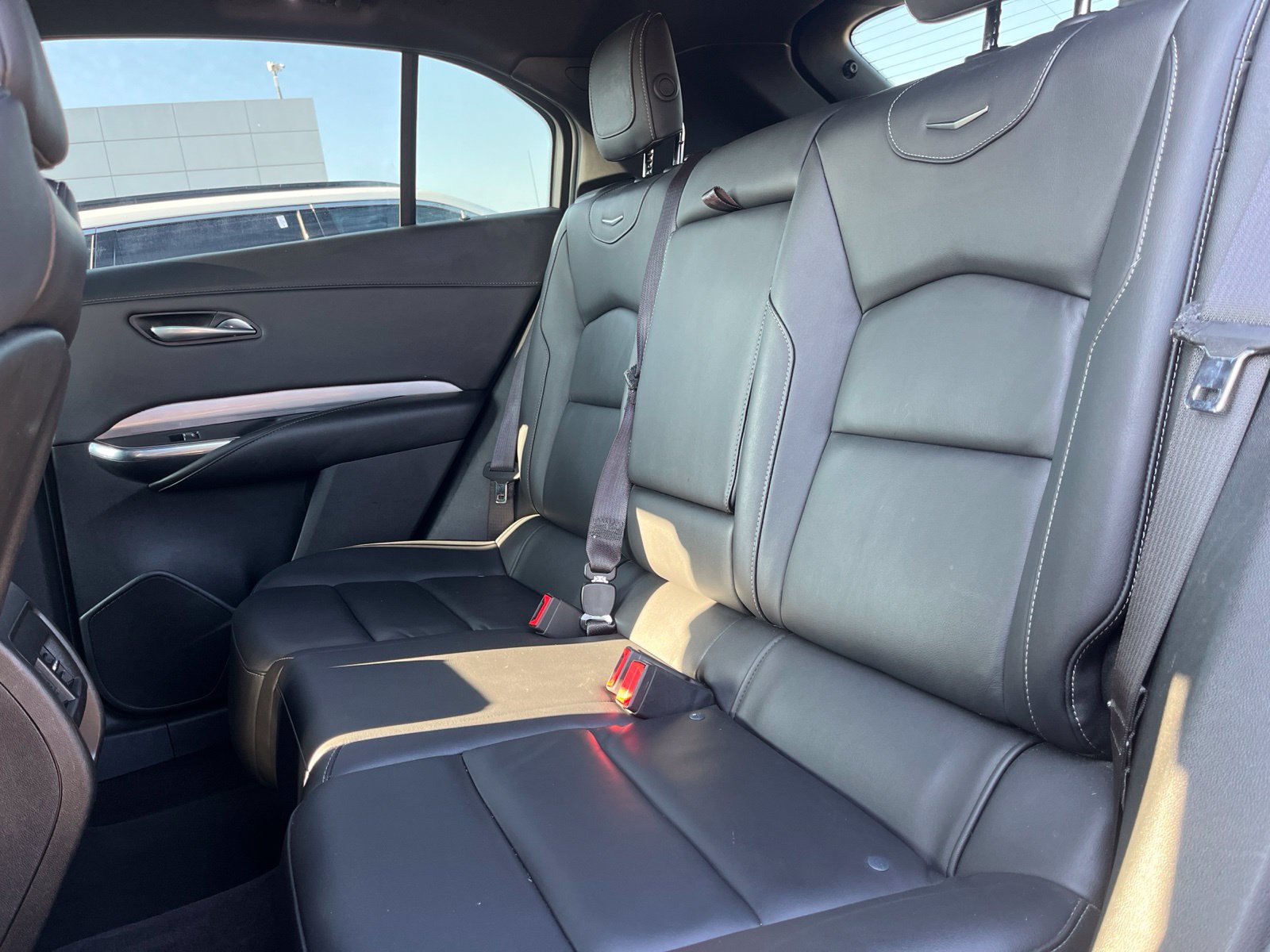 Used 2024 Cadillac XT4 Premium Luxury FWD image 12