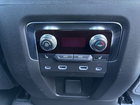 Used 2024 GMC Yukon XL Denali Ultimate AWD/4WD image 36