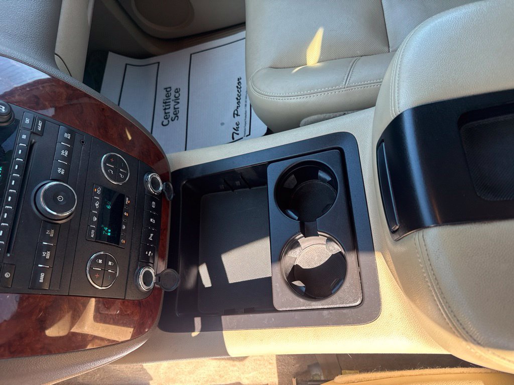 Used 2013 Chevrolet Silverado 2500 LTZ w/ LTZ Plus Package AWD/4WD image 20