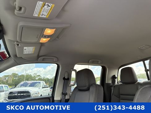 Used 2022 Nissan Frontier SV RWD image 26