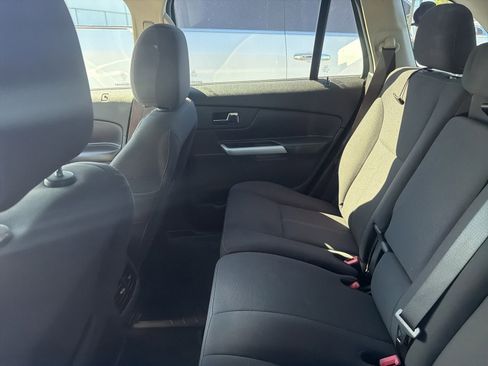 Used 2014 Ford Edge SE image 6