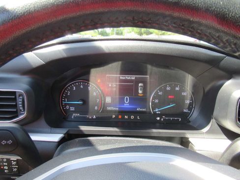 Used 2023 Ford Explorer XLT w/ Equipment Group 202A AWD/4WD image 33