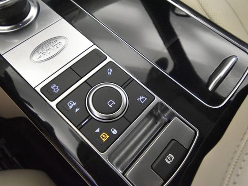 Used 2020 Land Rover Range Rover HSE AWD/4WD image 27