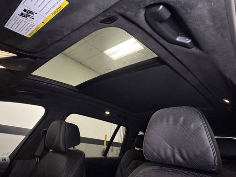 Used 2023 BMW X7 xDrive40i w/ M Sport Package image 26