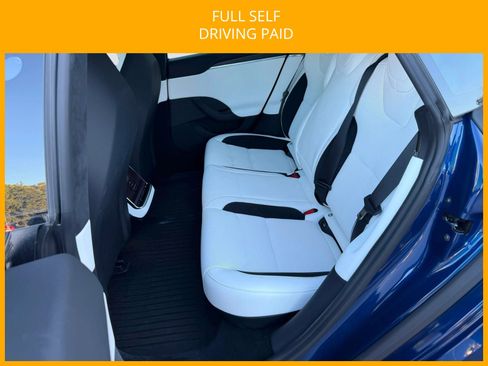 Used 2025 Tesla Model S Plaid AWD/4WD image 18