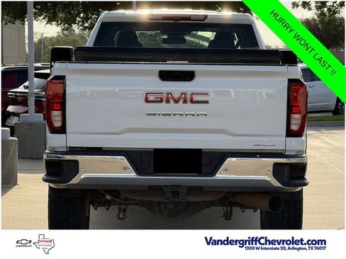 Used 2025 GMC Sierra 2500 SLE AWD/4WD image 6