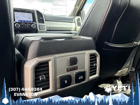 Used 2020 Ford F350 Lariat w/ Chrome Package AWD/4WD image 32