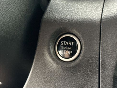 Used 2023 Nissan Frontier SV w/ SV Convenience Package RWD image 20