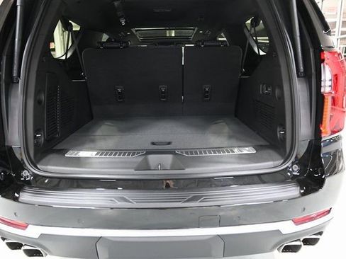 New 2026 GMC Yukon XL Denali w/ Denali Reserve Package image 33