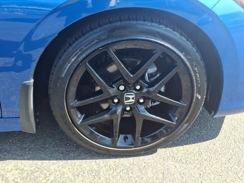 Used 2024 Honda Civic Sport image 10
