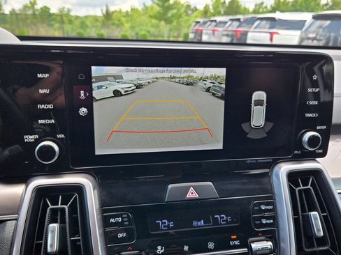 Used 2022 Kia Sorento S FWD image 28