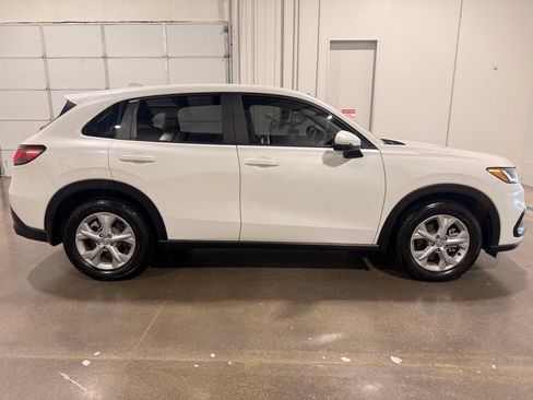 Used 2024 Honda HR-V LX image 4